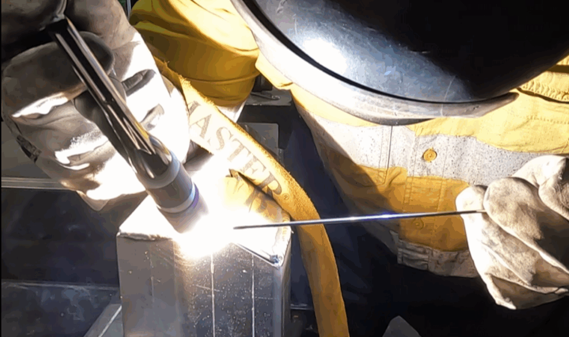 tig-welding-alloy-tray-freedom-fabrication